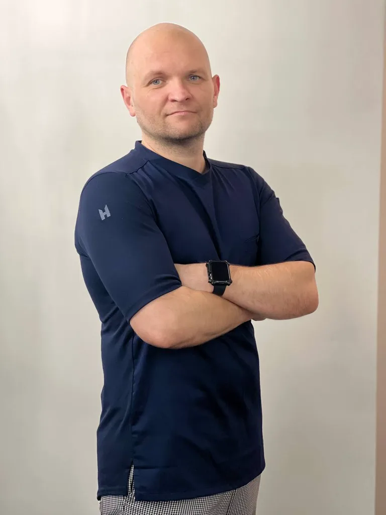 Александр Курников