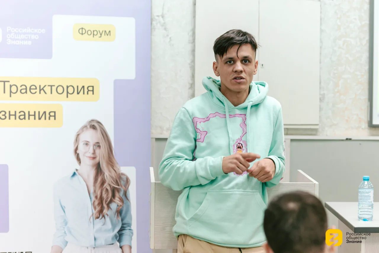 Сергей Антонов