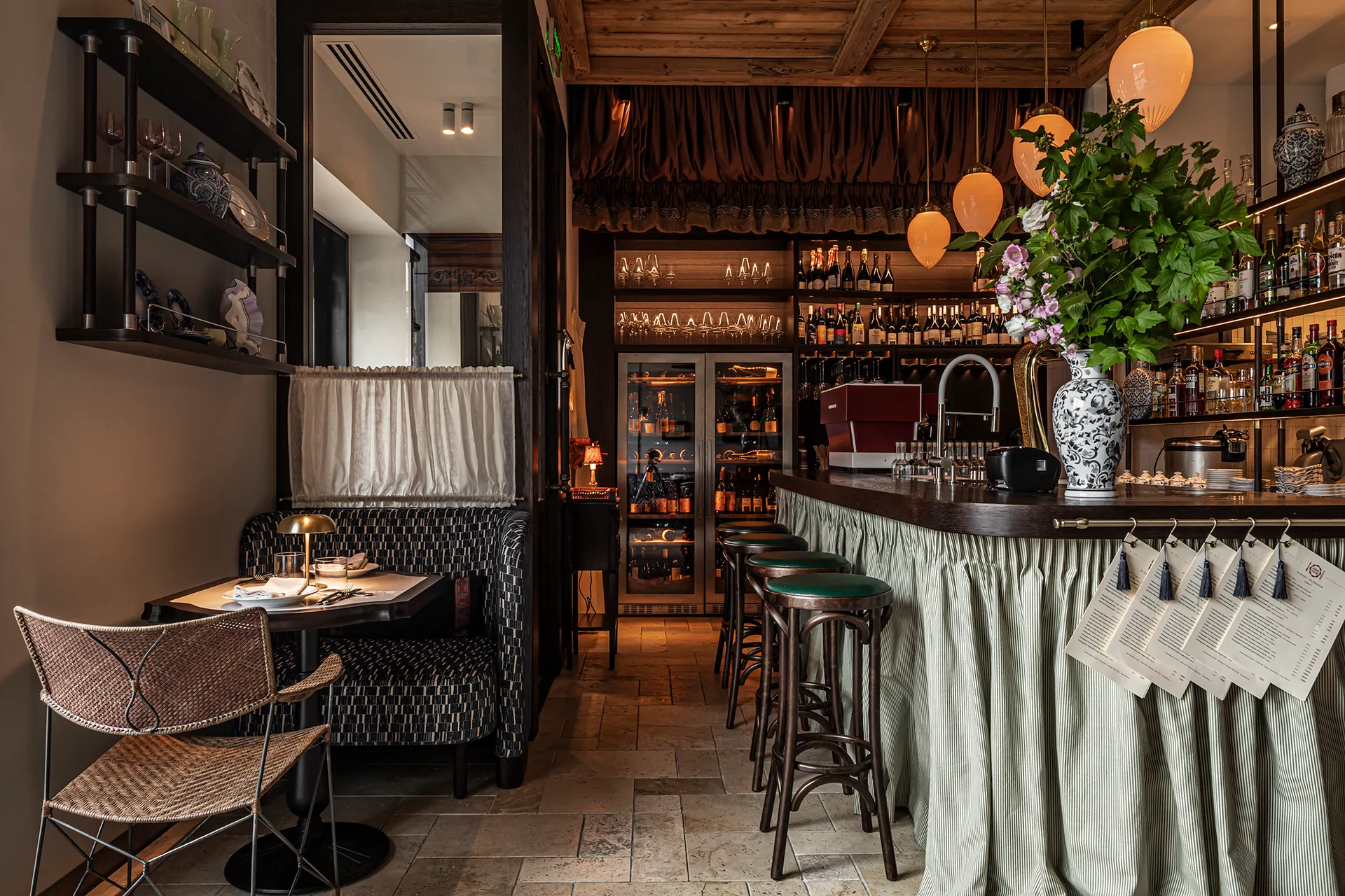 ANNA BISTRO