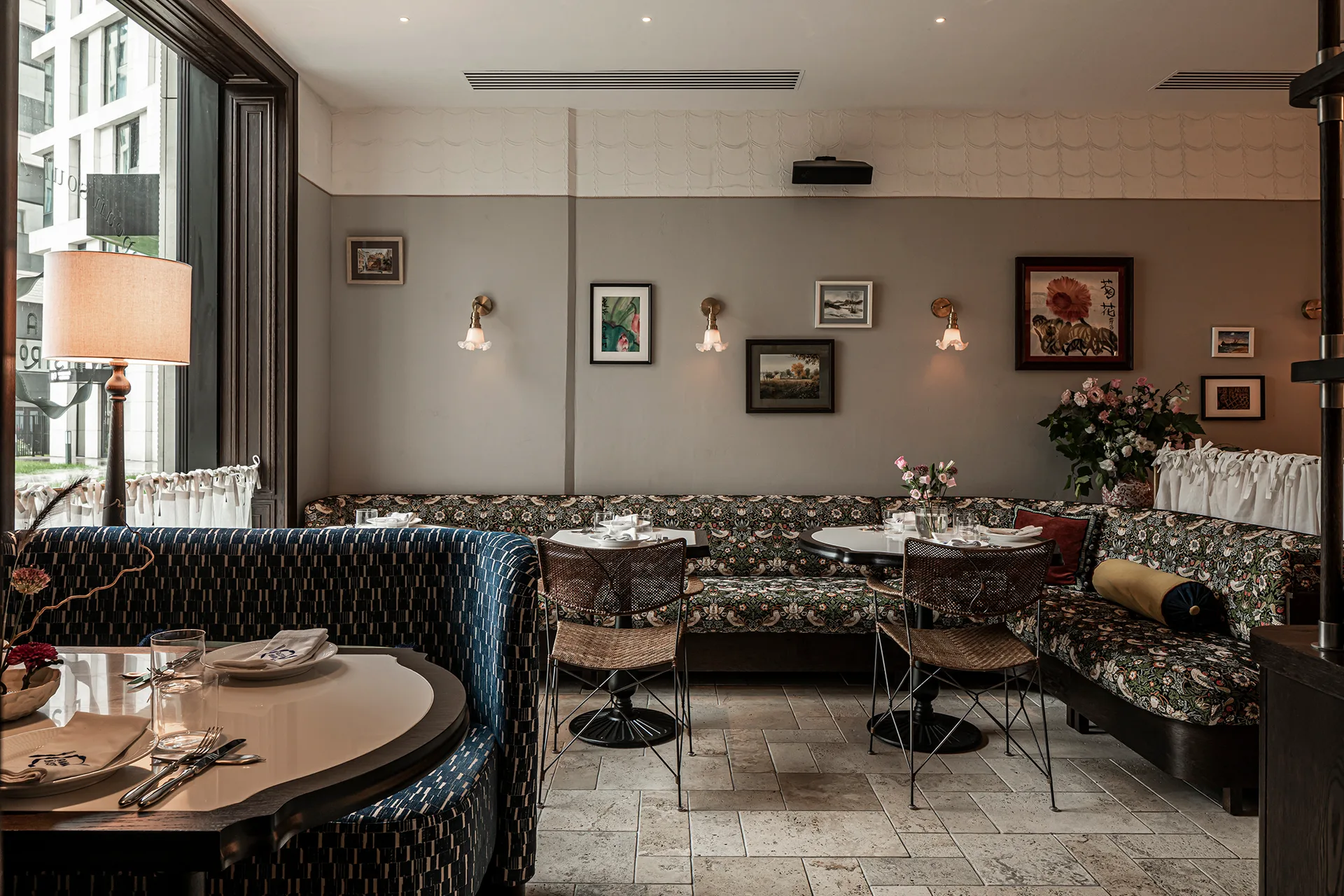 ANNA BISTRO