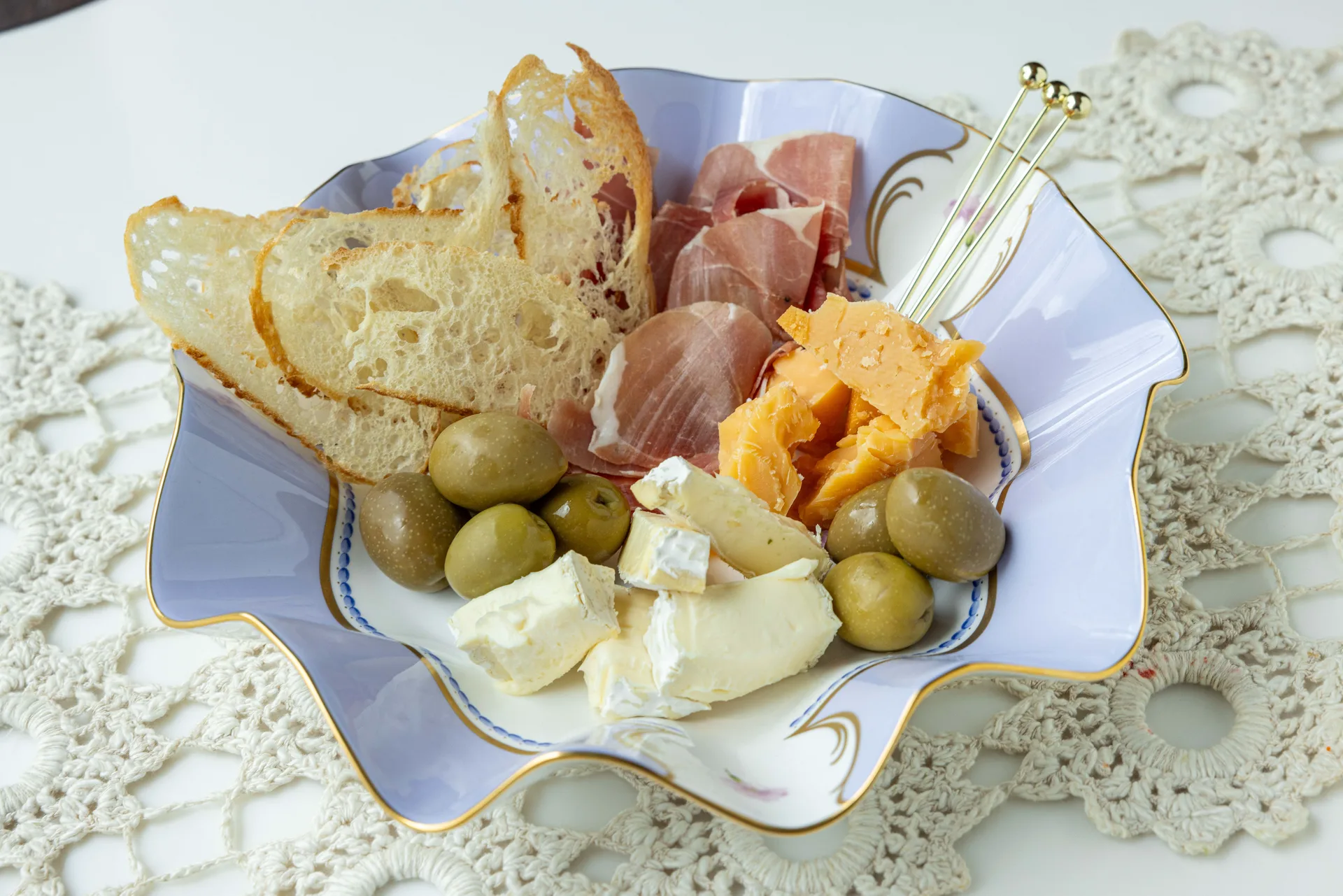ANNA BISTRO