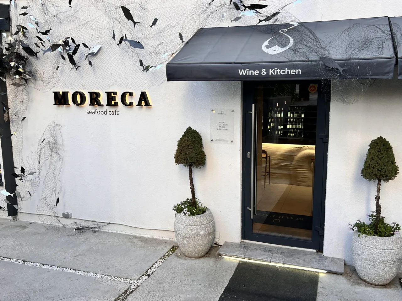 MORECA Seafood & Wine rest