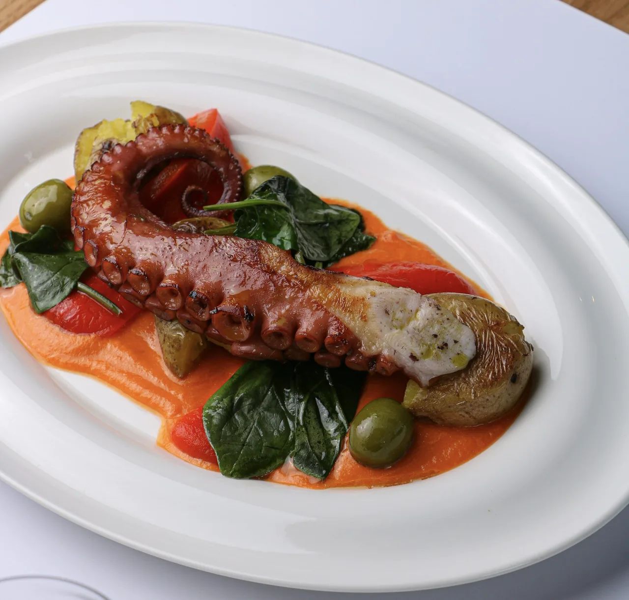 MORECA Seafood & Wine rest