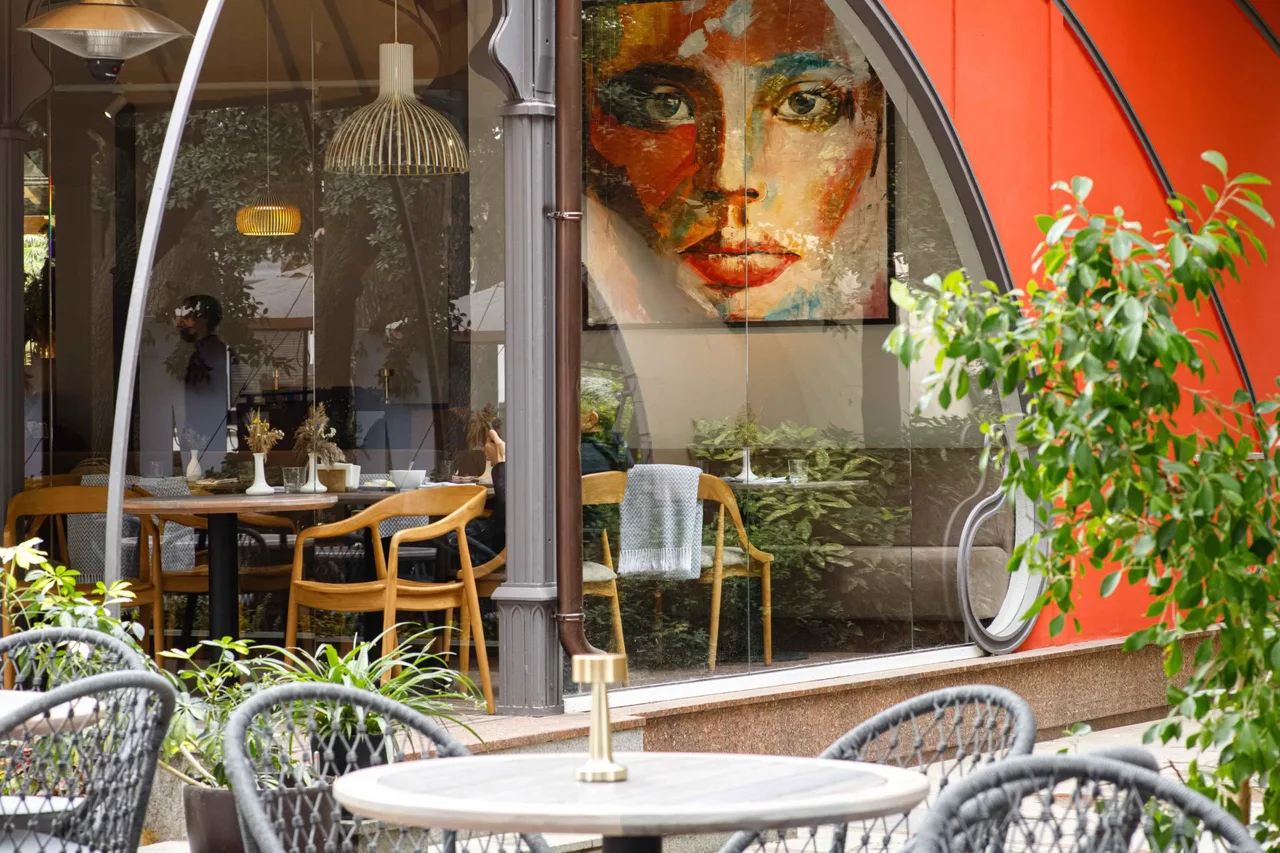 Pioner Cafe