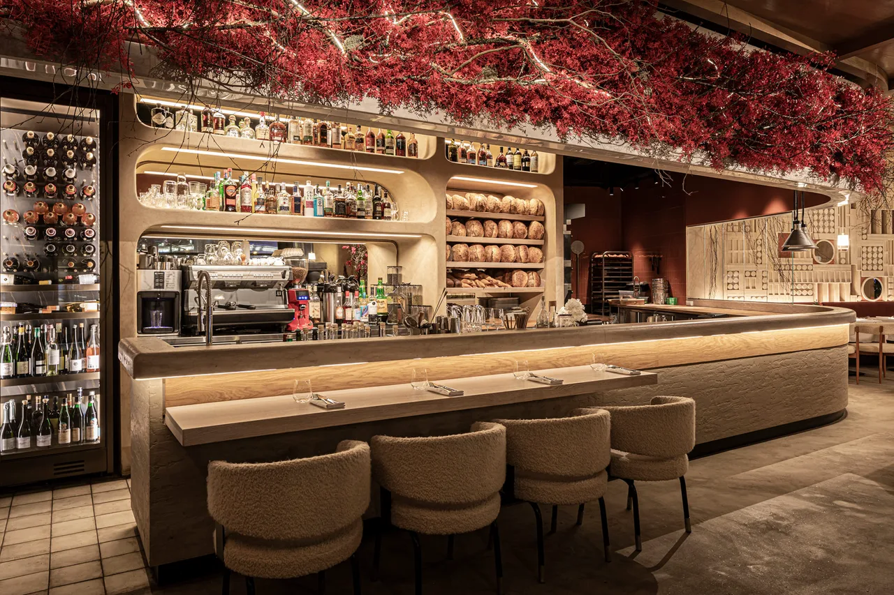 AVA Bistro