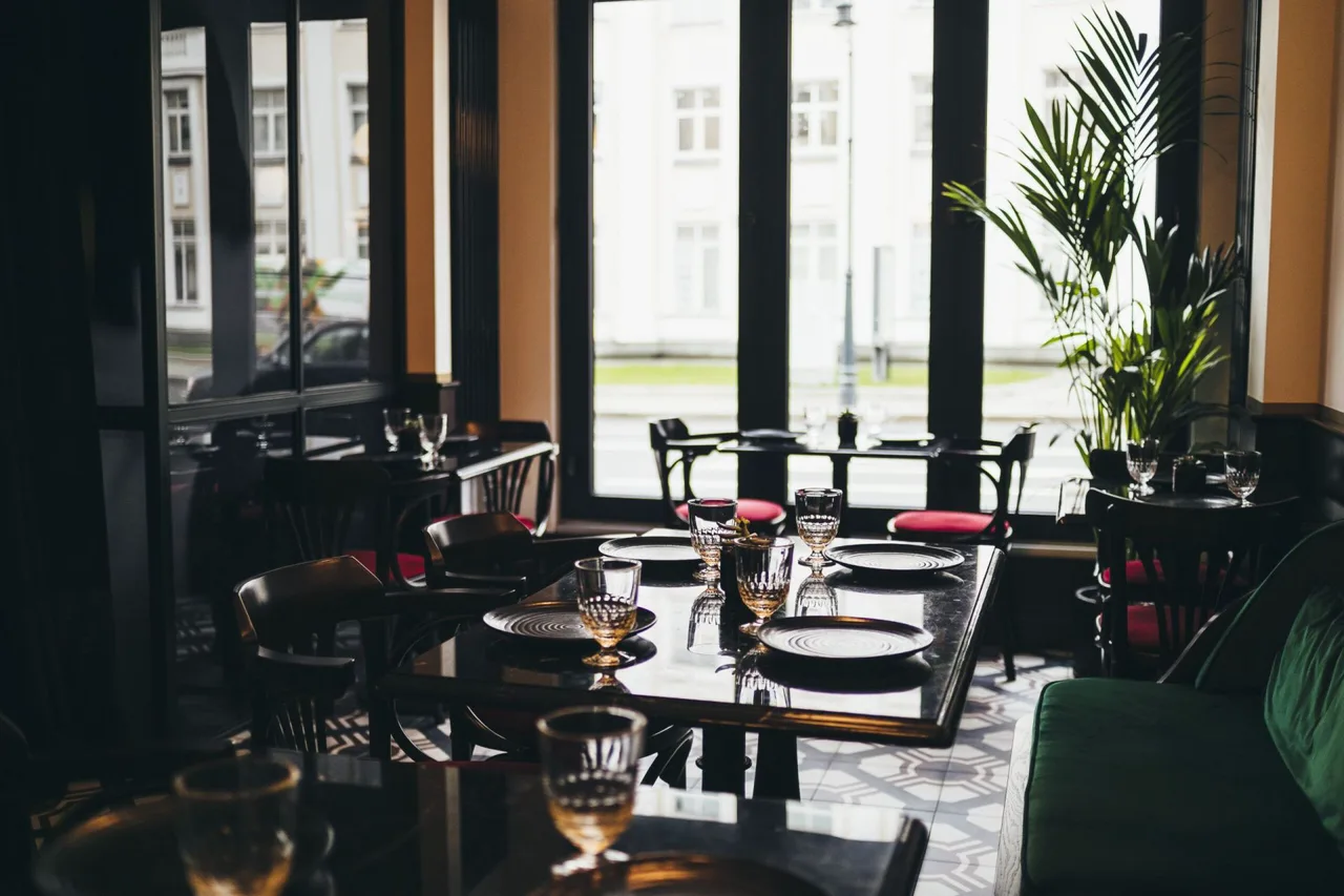 Rick's Bar & Bistro