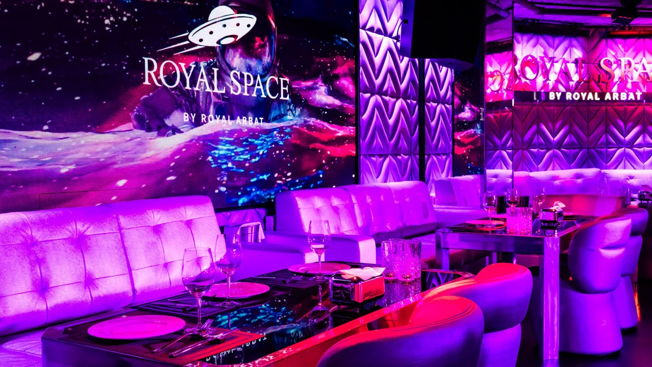 Royal Space by Royal Arbat