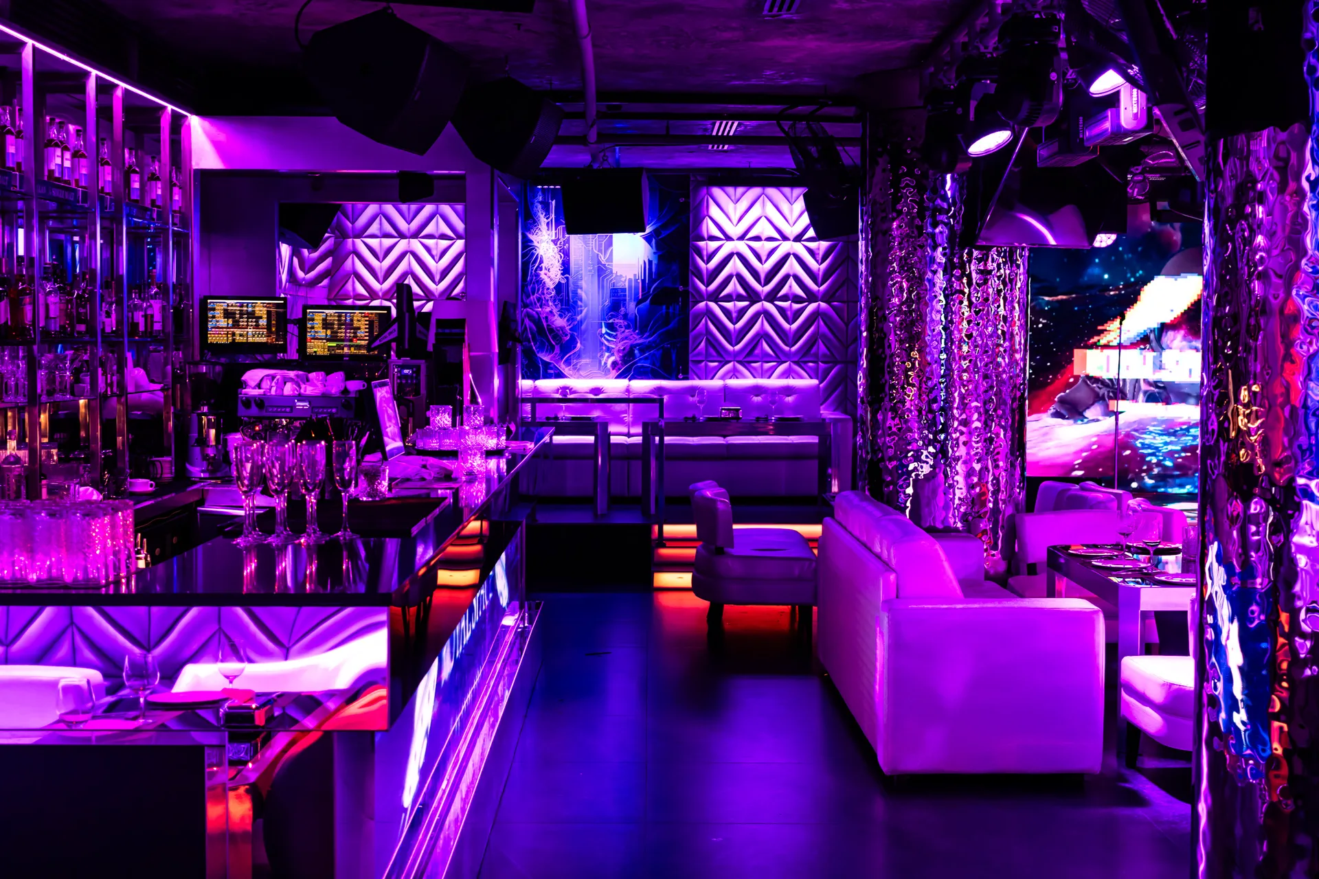 Royal Space by Royal Arbat