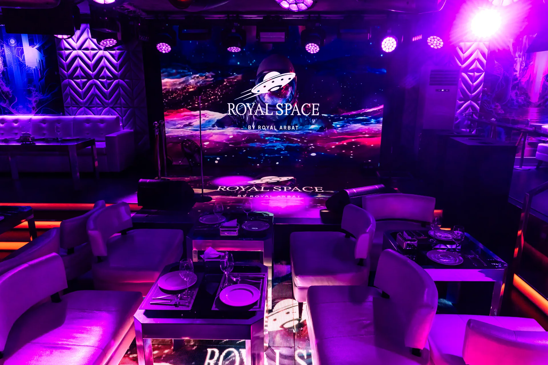 Royal Space by Royal Arbat