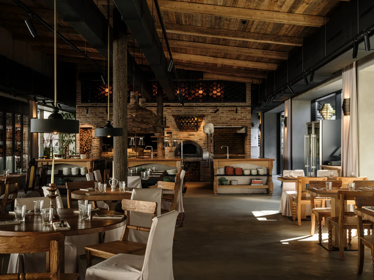Saray