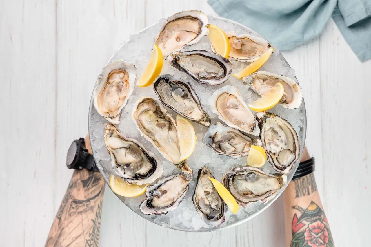 Seafood & bar Морская