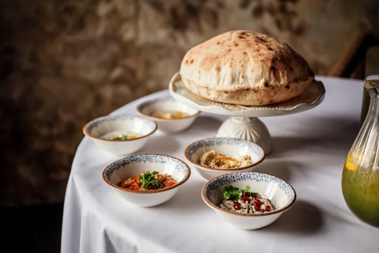 Shavi Lomi
