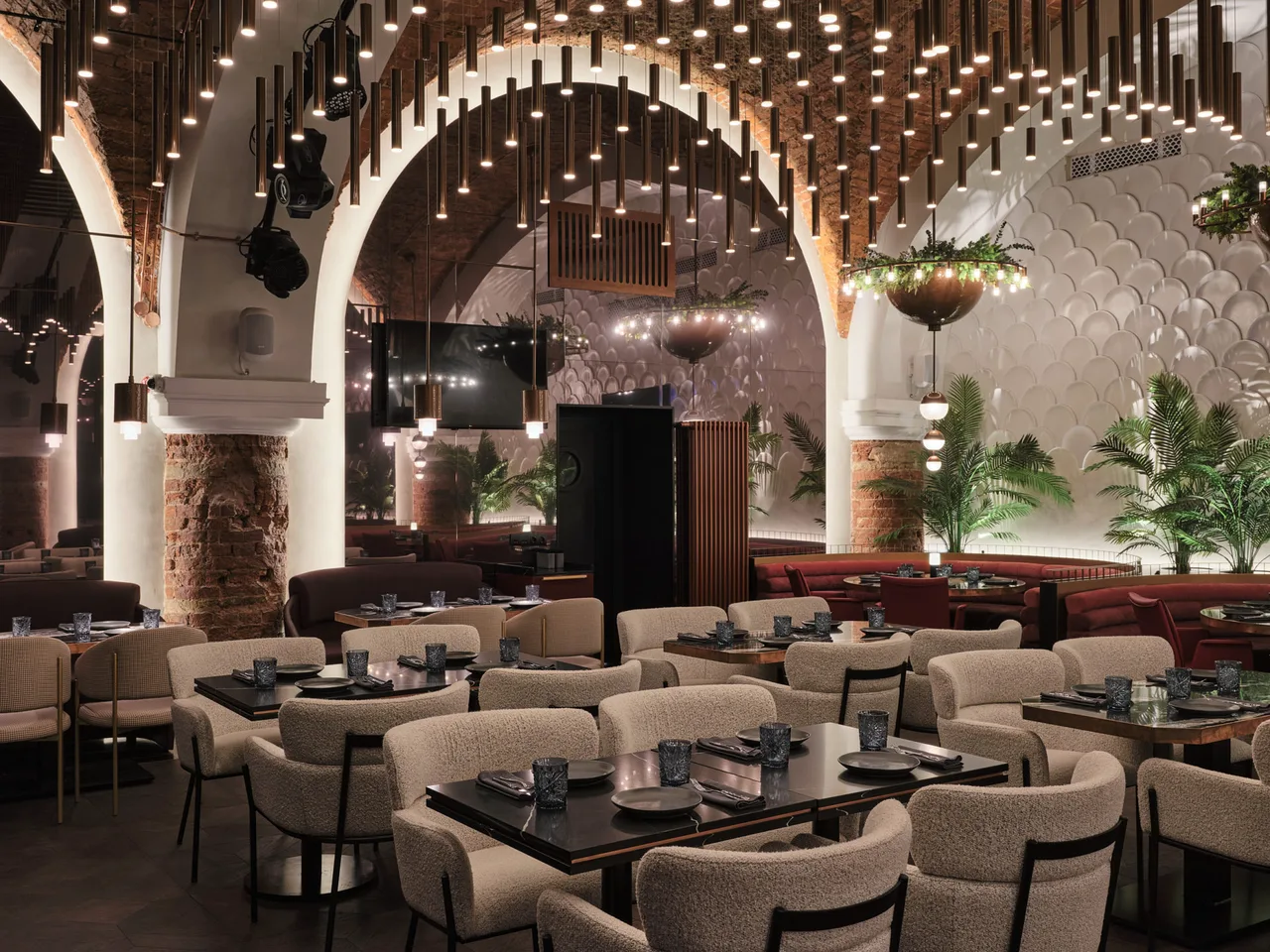 Spetnyi bar by Anna Asti