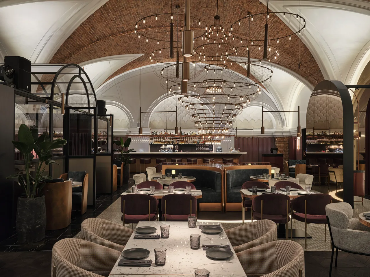Spetnyi bar by Anna Asti