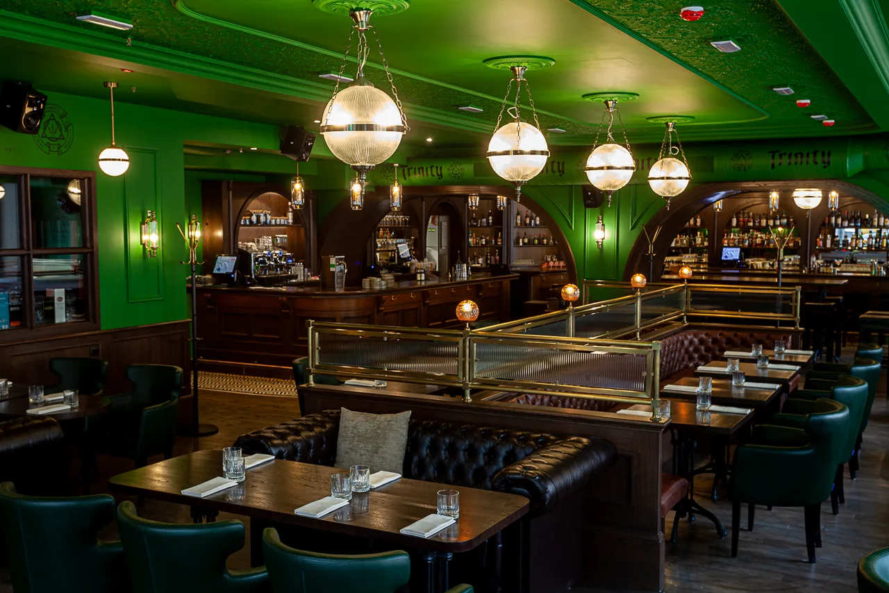 Trinity cocktail club