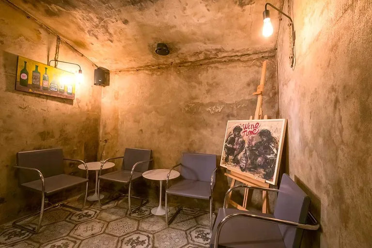 Barrel Bar