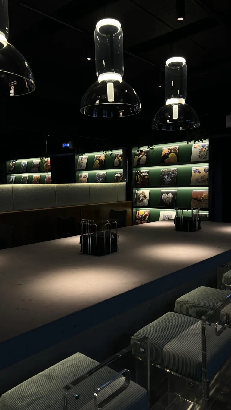 WAREHOUSE