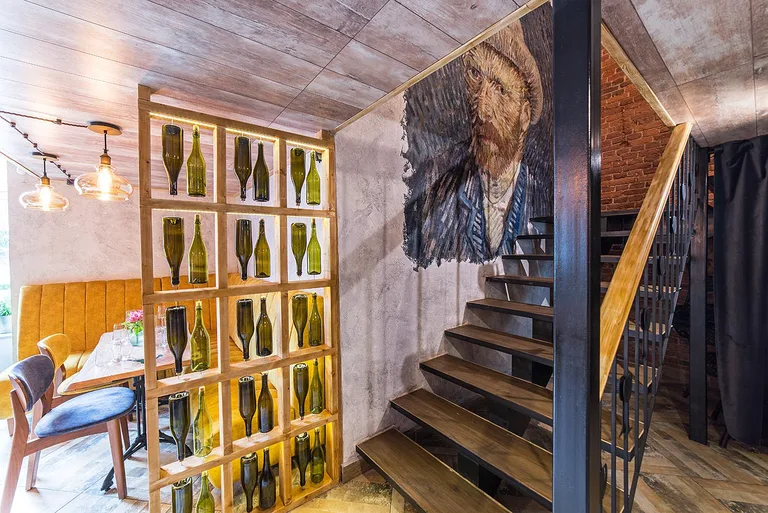 Wine Gogh
