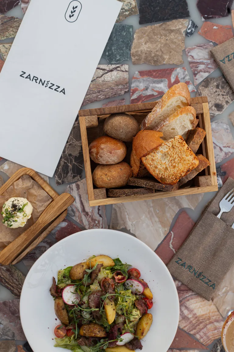 Zarnizza