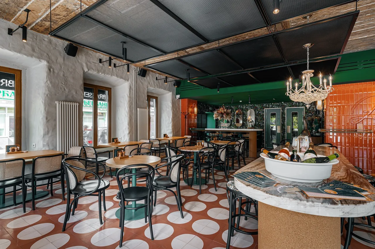 Zoe Brasserie
