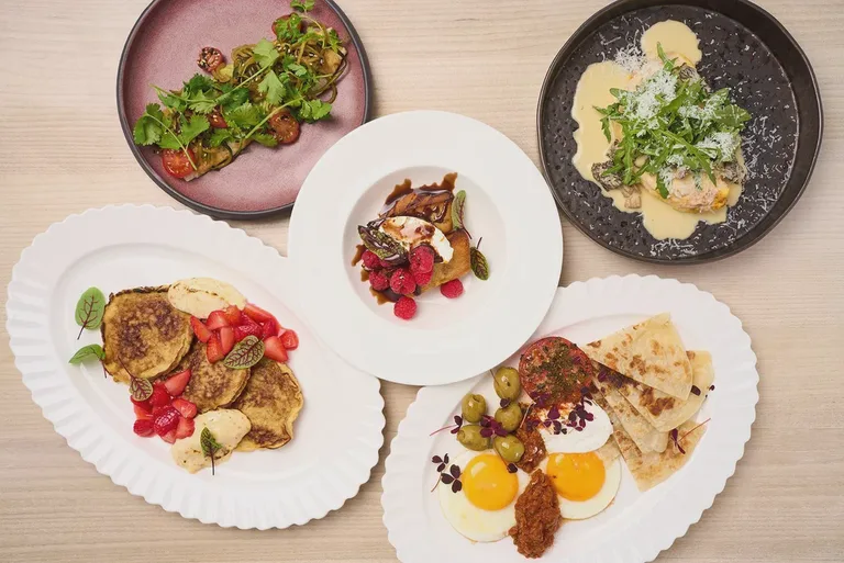 Zozo Bistro