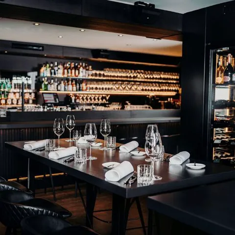 双基茨比赫尔餐厅酒吧 (Brasserie & Bar)