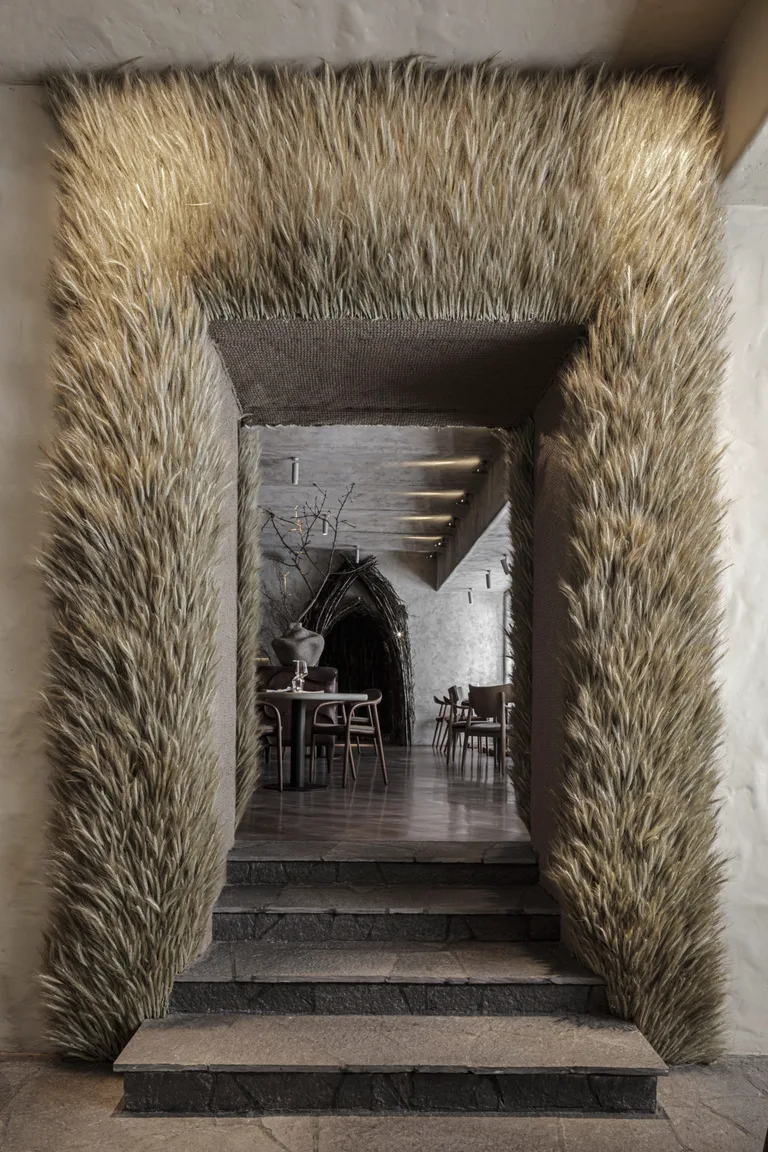 Aina
