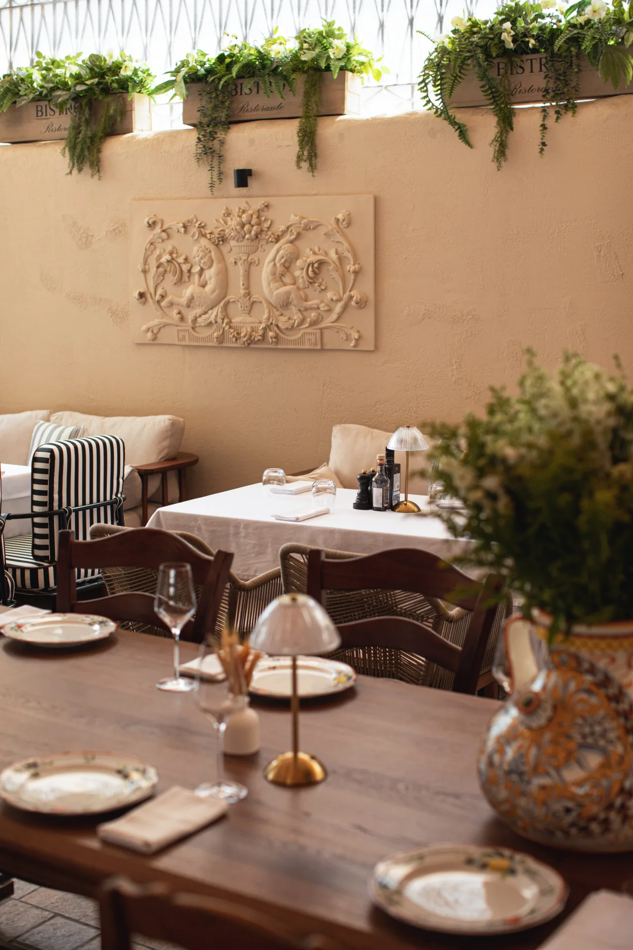 BISTROT
