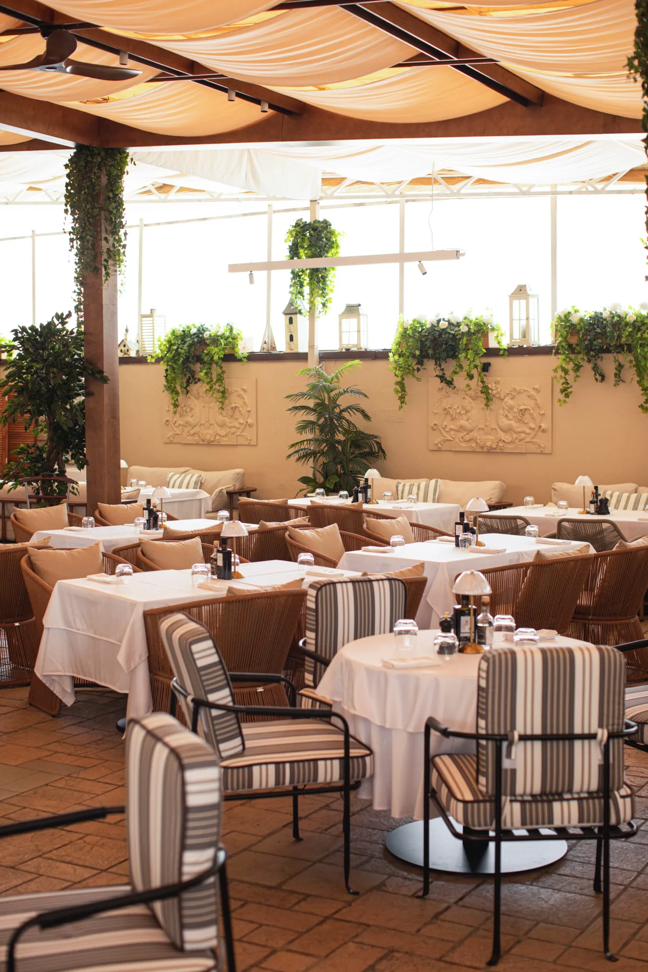 BISTROT