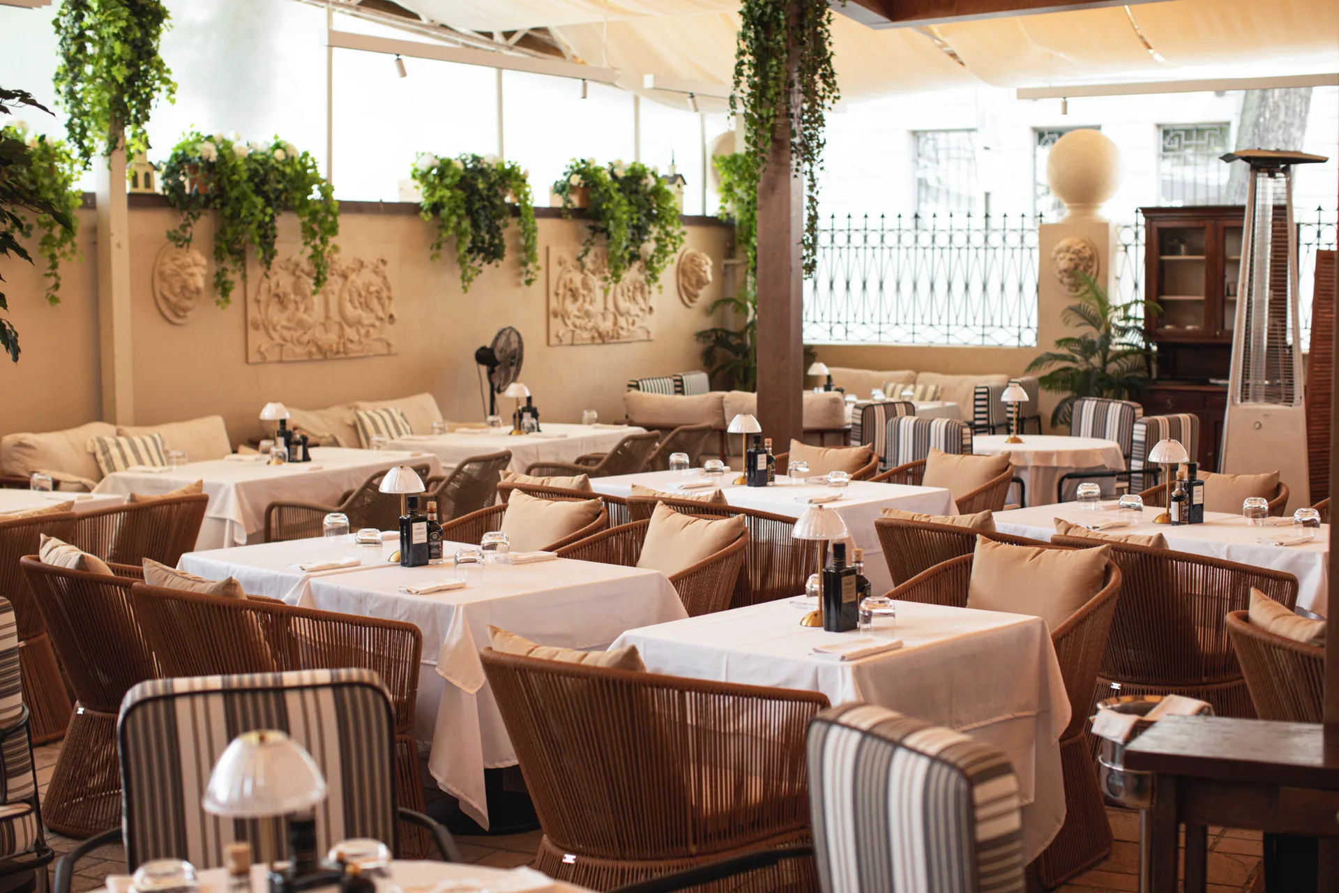BISTROT
