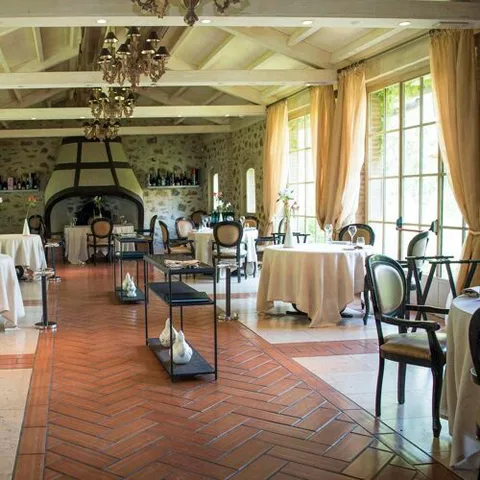 恩里科·巴托利尼餐厅 (Trattoria)