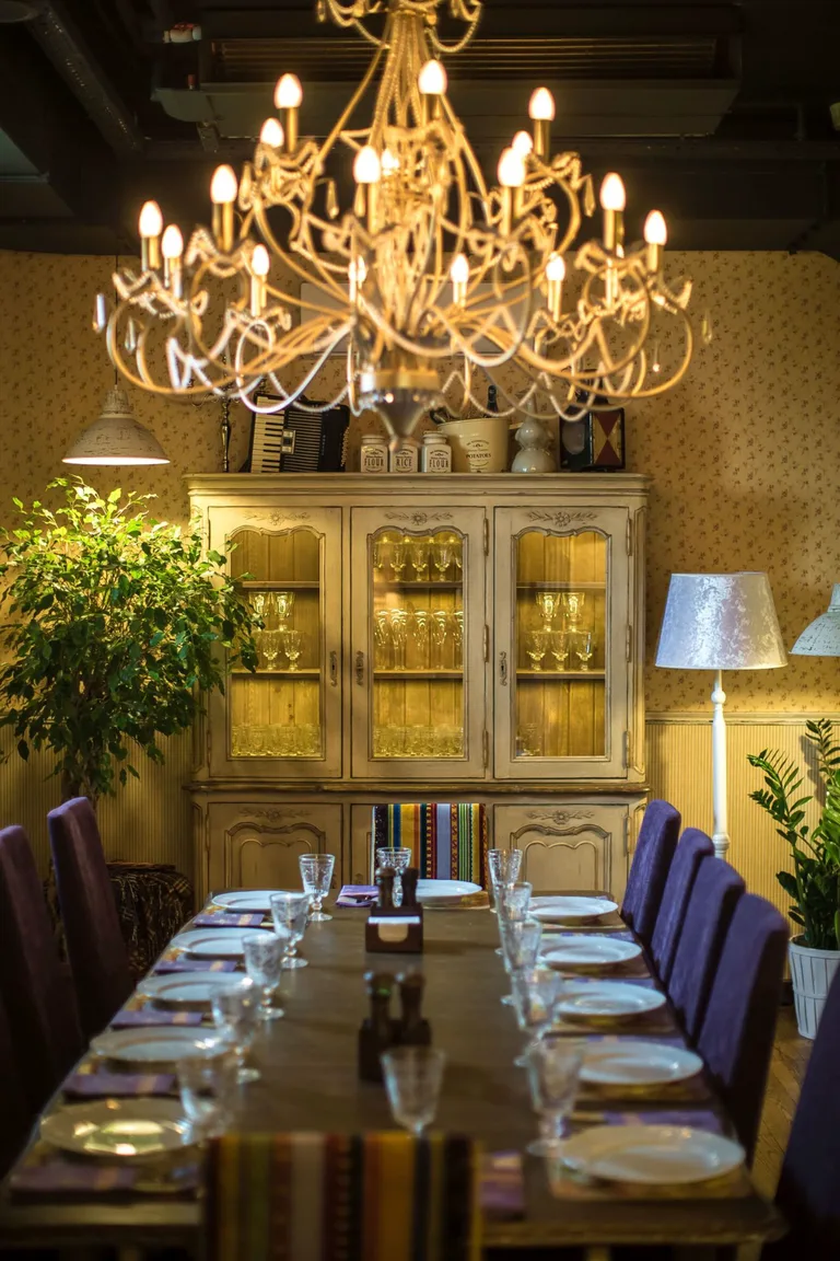 Taj Gastro