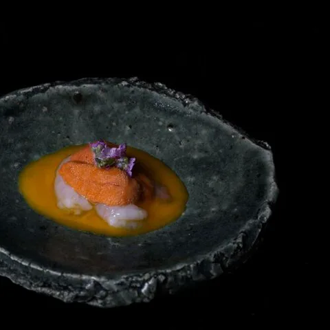 Sushi Kaneyoshi.