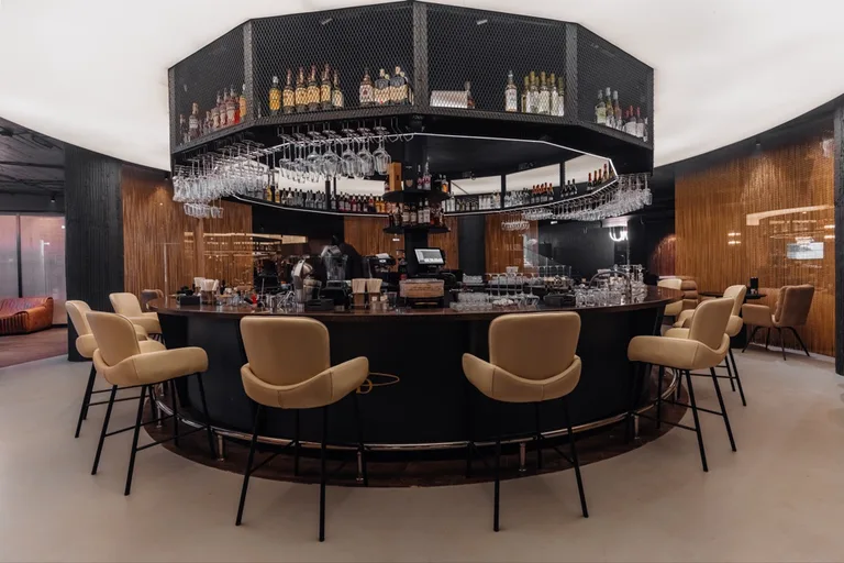 Bullwar Lounge