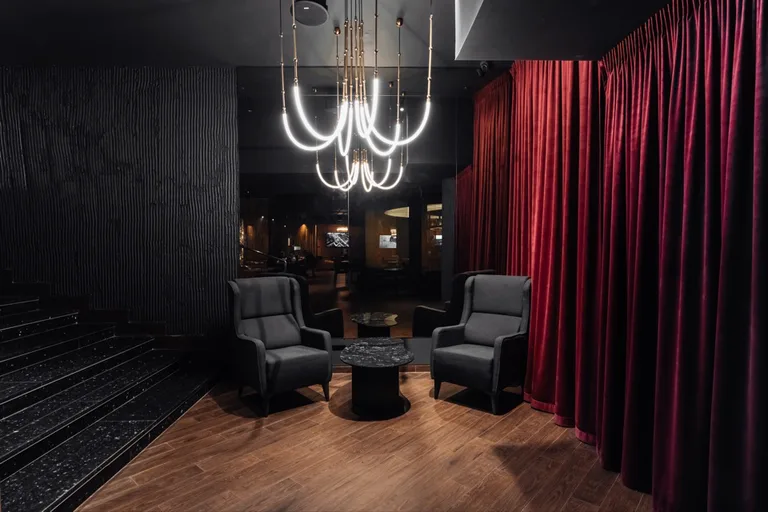 Bullwar Lounge