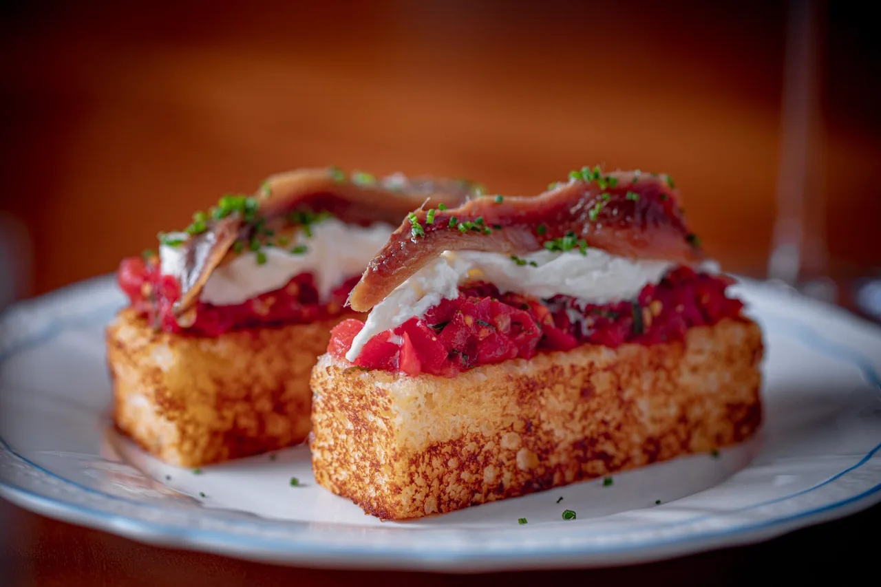 BURO BISTRO