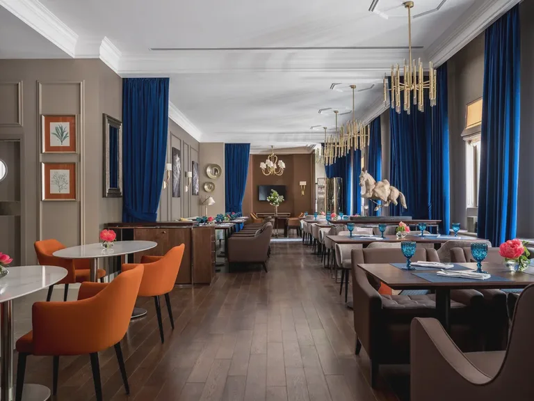 Chekhoff Cafe & Bar