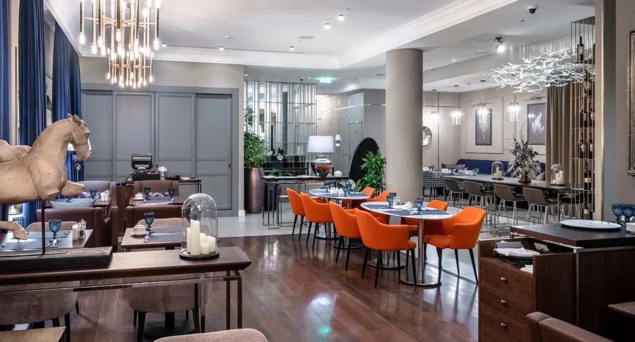 Chekhoff Cafe & Bar