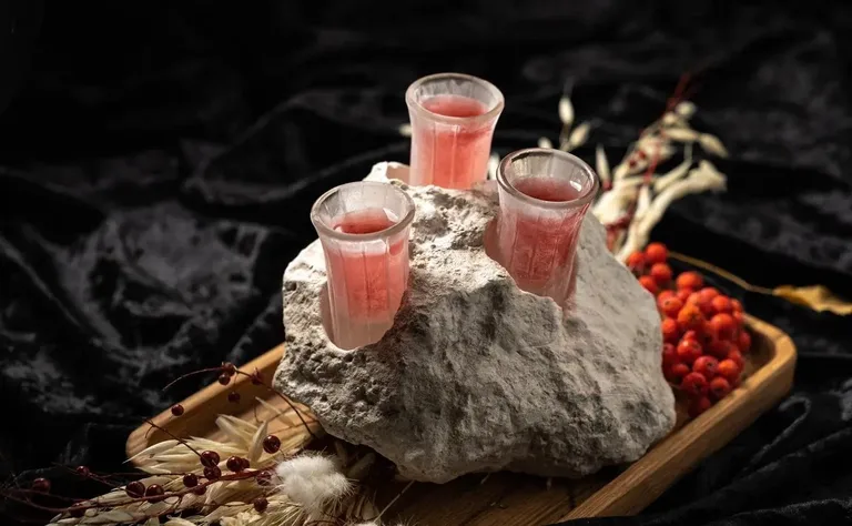 Черная река