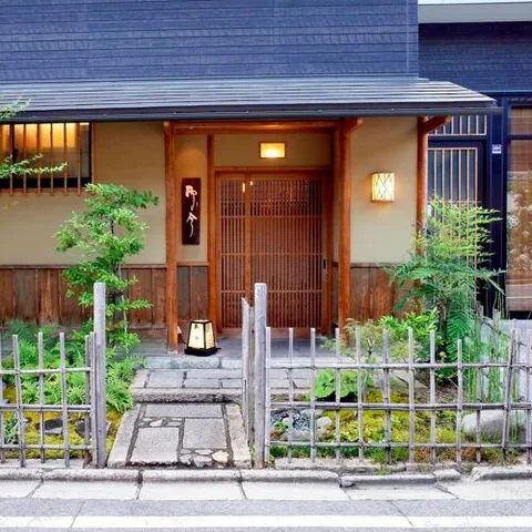 NARA NIKON