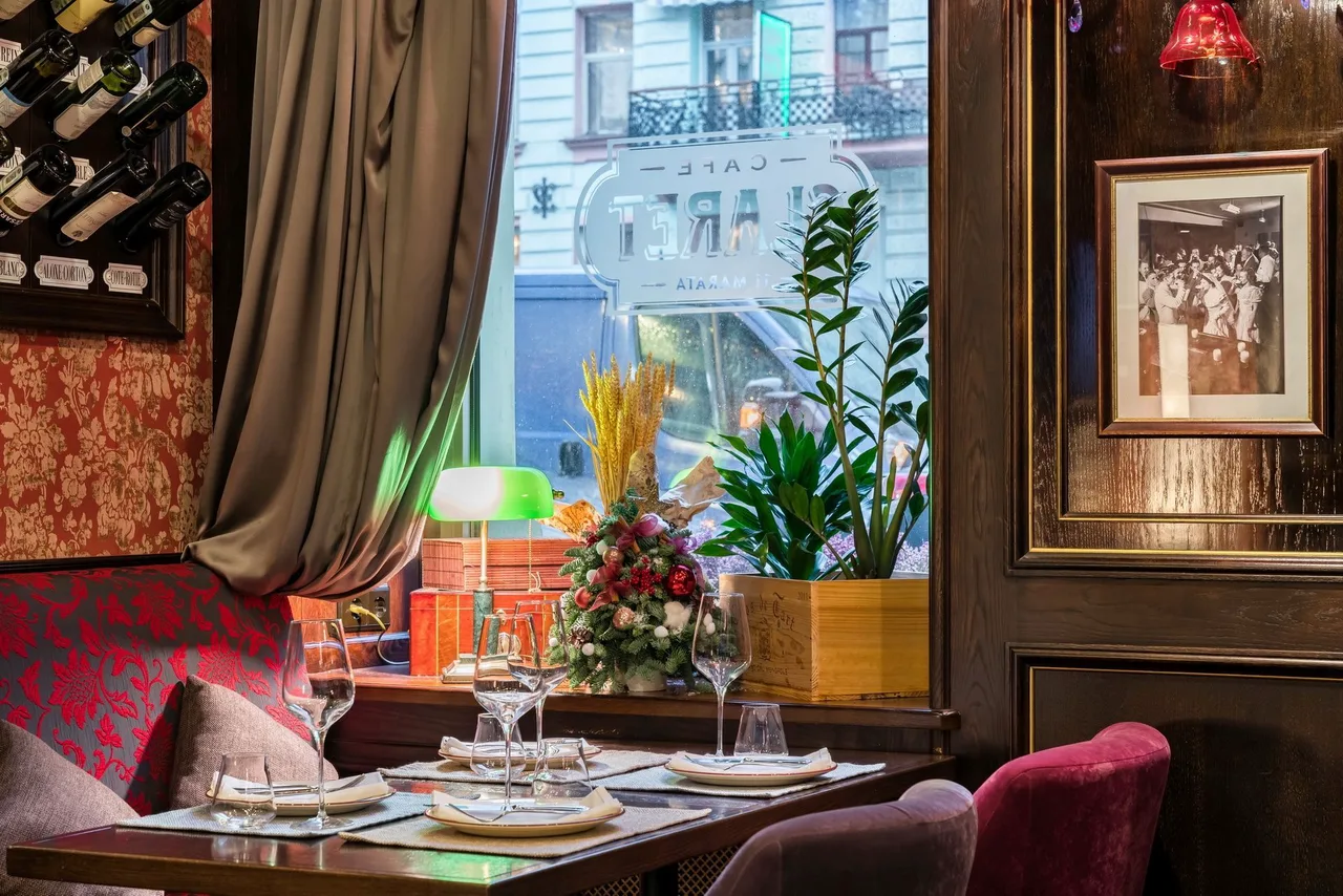 Cafe Claret