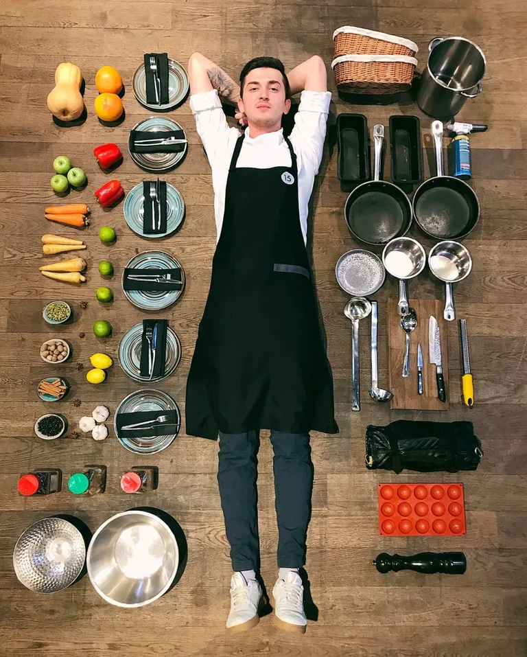 15 Kitchen + bar
