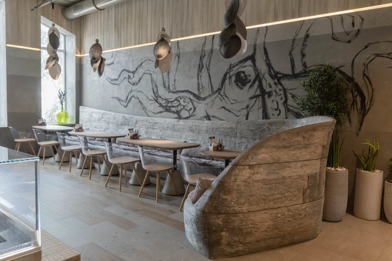 Custo fish bar