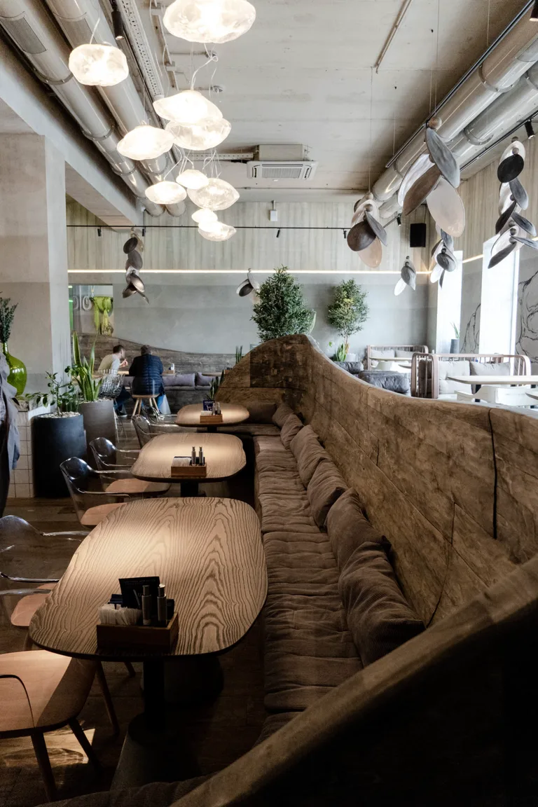 Custo fish bar