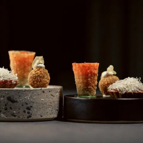 JOHN, Salón de Cocina.