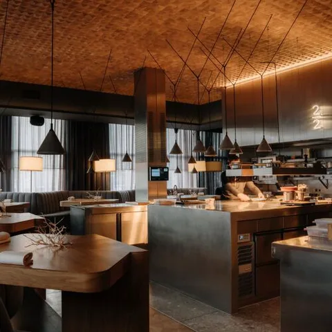 Restaurant 212