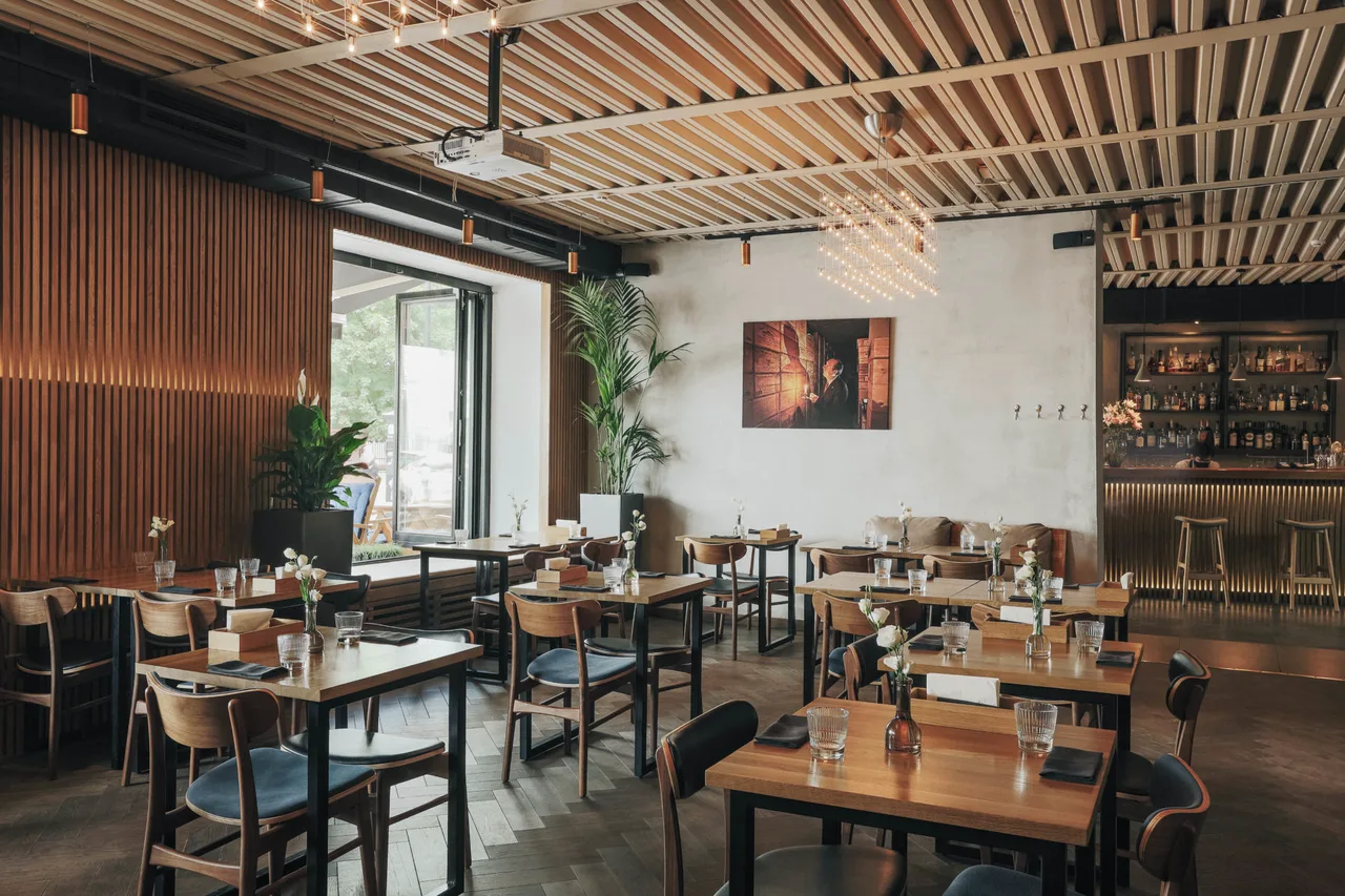 Easy Brix Grill & Wine