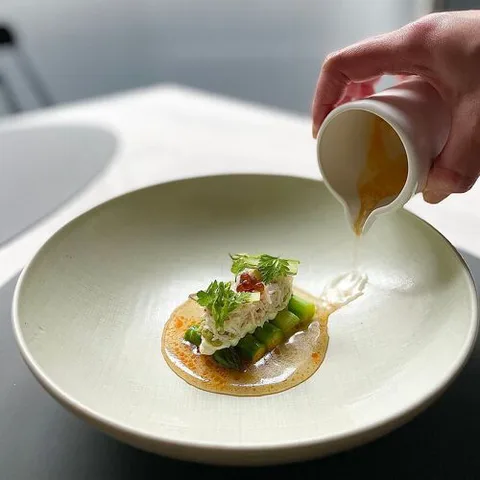 Exquisine.