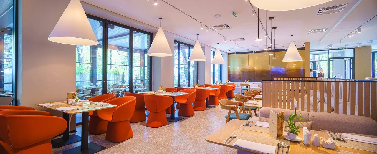 Restaurant Progressive and Healthy Cuisine with Elements of Adventurism