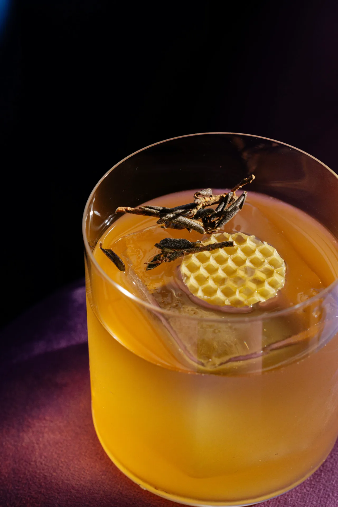 ACADEMIA BAR SHUVALOFF